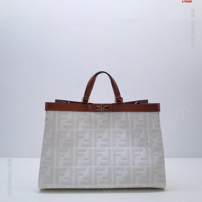 FD家 新品 Peekaboo X-Tote中号手袋 原单芬迪