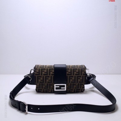 FENDI 标准Baguette手袋 原单芬迪
