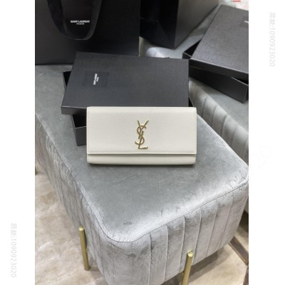 手包经典翻盖手拿包极具代表性的金属logo标志 耐磨的鱼子酱牛皮 高仿圣罗兰钱包
