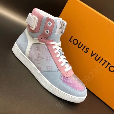 LV男鞋 LV RIVOLI 运动鞋 彩虹色 Monogram男鞋 白色 高仿LV
