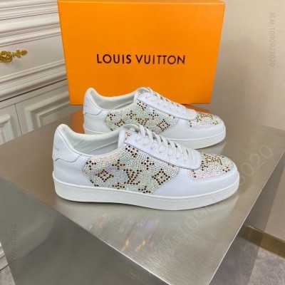 LV男鞋 LV LV TRAINER 运动鞋 人造钻石运动鞋 白色 高仿LV