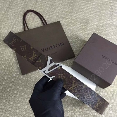 LV男士皮带/腰带 LV Initiales 双面腰带 LV皮带 LV男士腰带 啡色银扣 高仿LV
