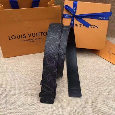 LV男士皮带/腰带 LV Initiales 双面腰带 LV皮带 LV男士腰...