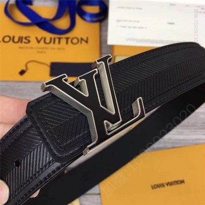 LV男士皮带/腰带 LV 路易威登 原单精品 双面设计 小V字压紋 LV皮带 黑色 高仿LV