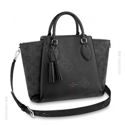 LV LV HAUMEA 手袋 LV女包 小牛皮编织手柄手提包 黑色 高仿路...
