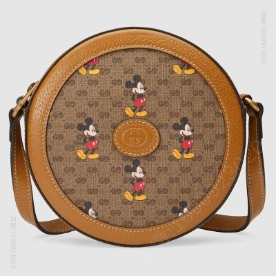 A货古驰 Gucci2023新款 Disney x Gucci米奇系列圆形肩背包 高仿古奇