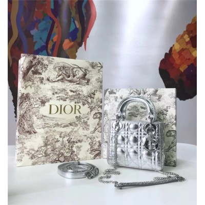 迪奥女包 Dior迪奥 Lady Dior 经典迪奥戴妃包 羊皮 Dior链条包 银色 高仿迪奥女包 原单迪奥