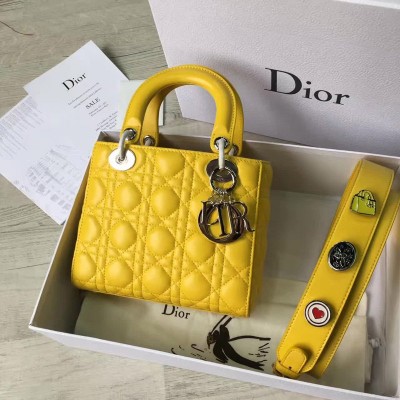 迪奥女包 Dior LADY DIOR小羊皮手提包 2017新款迪奥徽章戴妃包 黄色 高仿迪奥女包