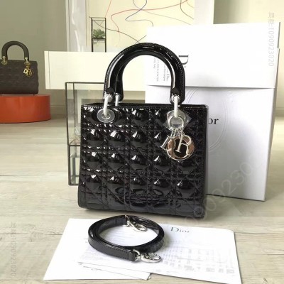 迪奥女包 Dior迪奥 Lady Dior 经典戴妃包 五格小号 黑色漆皮 银色五金 高仿迪奥女包 原单迪奥女包