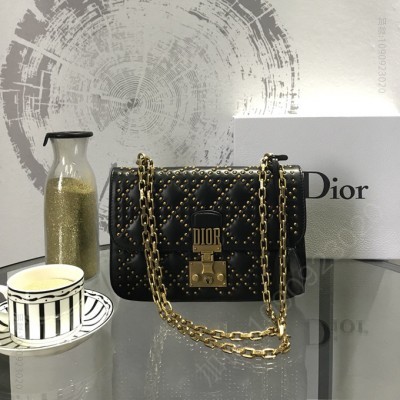 迪奥包包 Dior Addict柳钉包 藤格纹铆钉 翻盖链条 迪奥小方包 黑色 高仿迪奥女包 原单迪奥女包