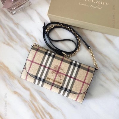 巴宝莉女包 Burberry Vintage格纹 拼皮革 战马印花 链饰钱夹 黑色 巴宝莉女包 原单巴宝莉