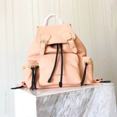 巴宝莉女包 巴宝莉 The Rucksack 功能性 全皮 军旅背包 裸粉色 高仿巴宝莉女包 原单巴宝莉