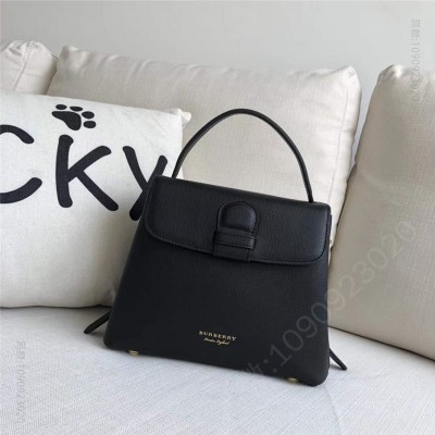 巴宝莉女包 Burberry巴宝莉 专柜最新 黑标韩文 托特包 内置隔层 黑色 高仿巴宝莉女包 原单巴宝莉