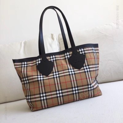 巴宝莉 Burberry 双面两用 The Giant Canvas格纹拼皮革 托特包 古典黄和亮黄色 高仿巴宝莉女包 原单巴宝莉女包