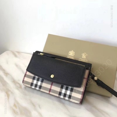 巴宝莉 BurBerry巴宝莉 拼色前后翻盖 战马格纹 手包钱包两用包 黑色 高仿巴宝莉女包 原单巴宝莉女包
