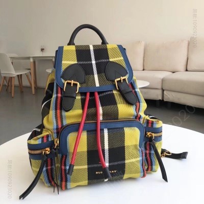 巴宝莉男包 Burberry背包 巴宝莉军旅背包 巴宝莉军包 博柏利尼龙包 格纹色调 原单巴宝莉