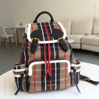 巴宝莉男包 Burberry背包 巴宝莉军旅背包 巴宝莉军包 博柏利尼龙包 格纹色调 原单巴宝莉