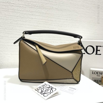 罗意威女包 LOEWE罗意威 Puzzle small Bag 罗意威小号几何包 奶茶色 原单罗意威女包
