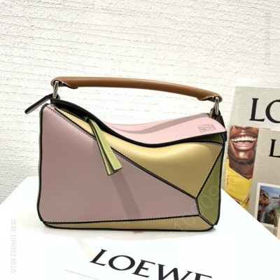 罗意威女包 LOEWE罗意威 Puzzle small Bag 罗意威小号几何包 粉配绿色 原单罗意威女包