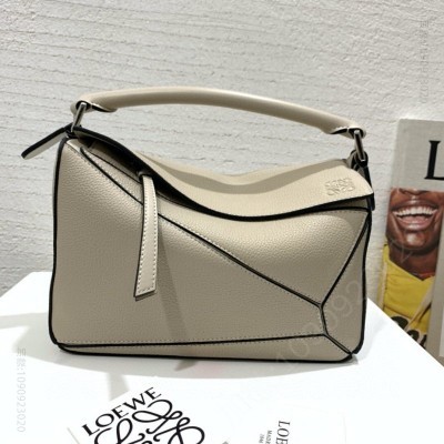 罗意威女包 LOEWE罗意威 Puzzle small Bag 罗意威小号几何包 奶白色 原单罗意威女包
