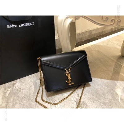 圣罗兰 YSL女袋 CASSANDRA 中号 字母标志 拉头光面 圣罗兰信封皮包 黑色 高仿圣罗兰女包