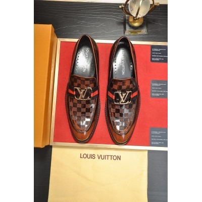 高仿lv皮鞋 LOUIS VUITTON路易威登男鞋(羊皮内里)新款牛皮LV正装鞋 