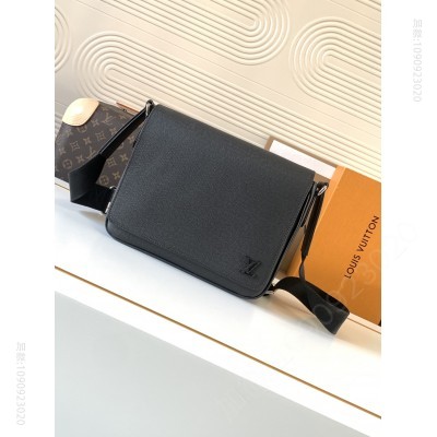 LV Men's Bag [Dynamic Chip Top Grade Half Steel] M30850 Black Cross Pattern Top Grade Original Single District Small Pos