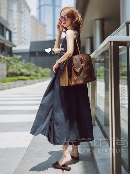 包包LV ON THE GO 本季必买的一只包_高仿包包
