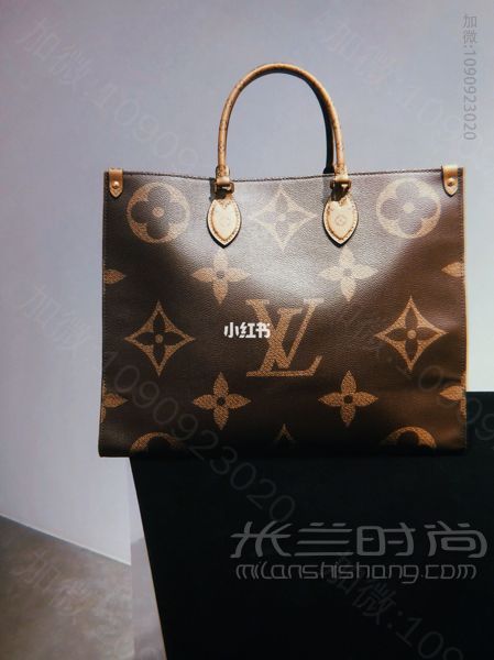 Dipsy迪西 逛完LV 2019早秋预览钱包不保了-lv的衣服的尺码m_高仿包包