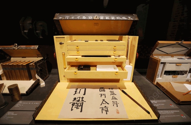 从上海lv展览 到充满传奇色彩的lv经典包