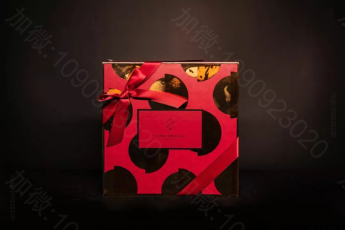 今年中秋季 lv dior hermes...这些品牌月饼真的太好看了！