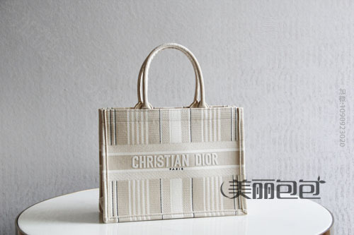又美又绚扎染刺绣电波花纹 dior book tote和lady D-Lite 2021夏季新款