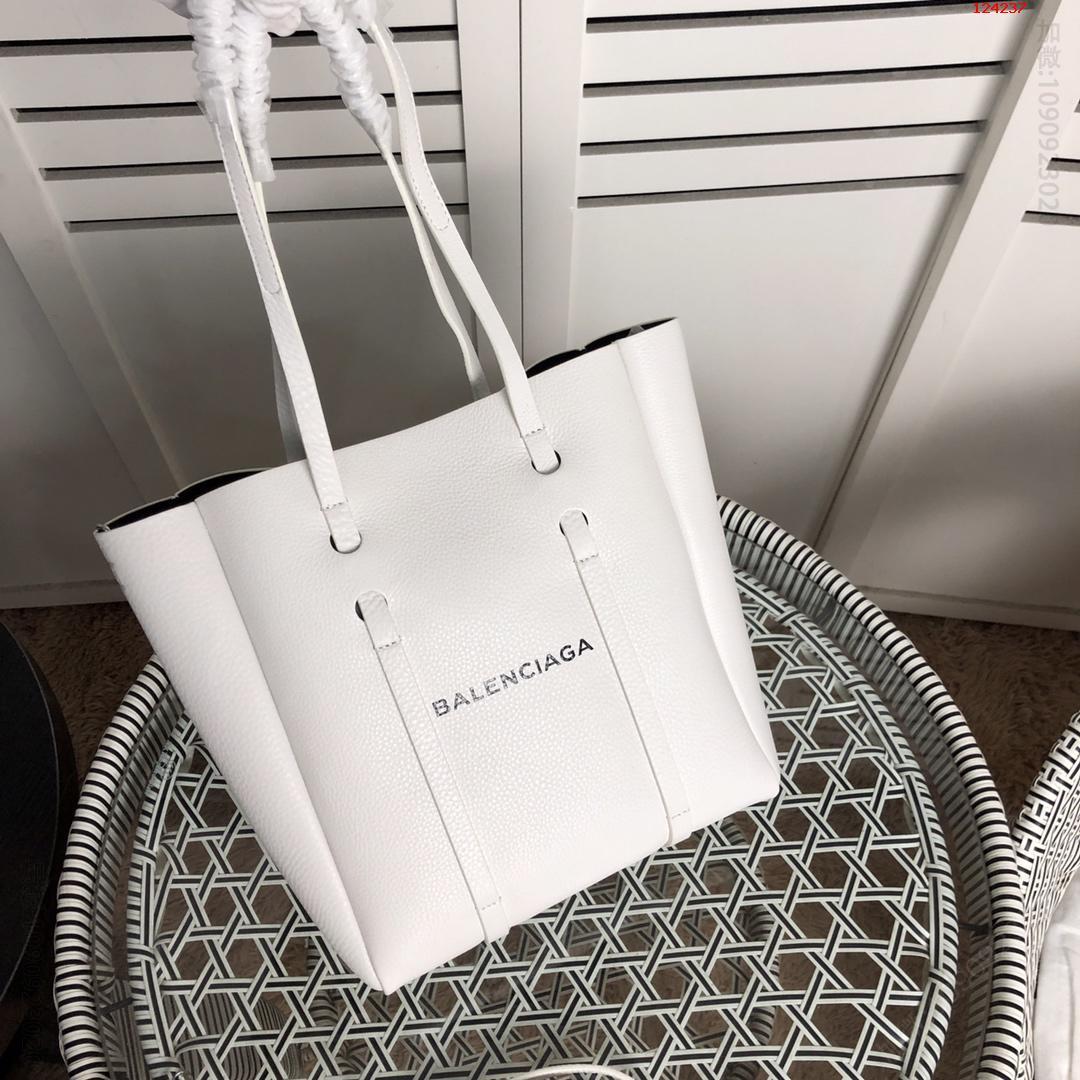Balenciaga巴黎世家托特购物袋。 高仿巴黎世家包包 精仿巴黎世家女包 原版巴黎世家女包 A货巴黎世家女包 原单巴黎世家女包 