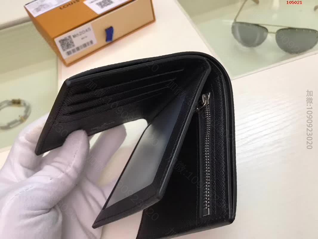 原单经典款LV钱包_一比一高仿路易威登LV手抓包_精仿LV手包_原版LV钱包和正品的区别_A货LV钱包