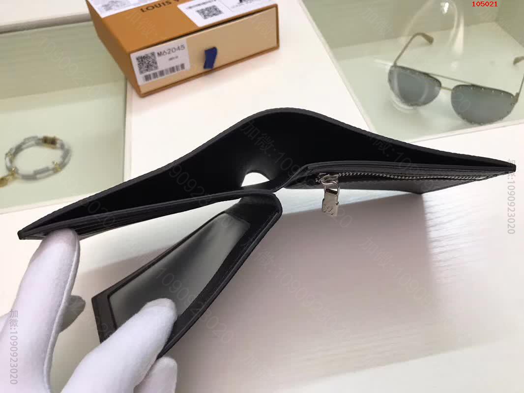 原单经典款LV钱包_一比一高仿路易威登LV手抓包_精仿LV手包_原版LV钱包和正品的区别_A货LV钱包