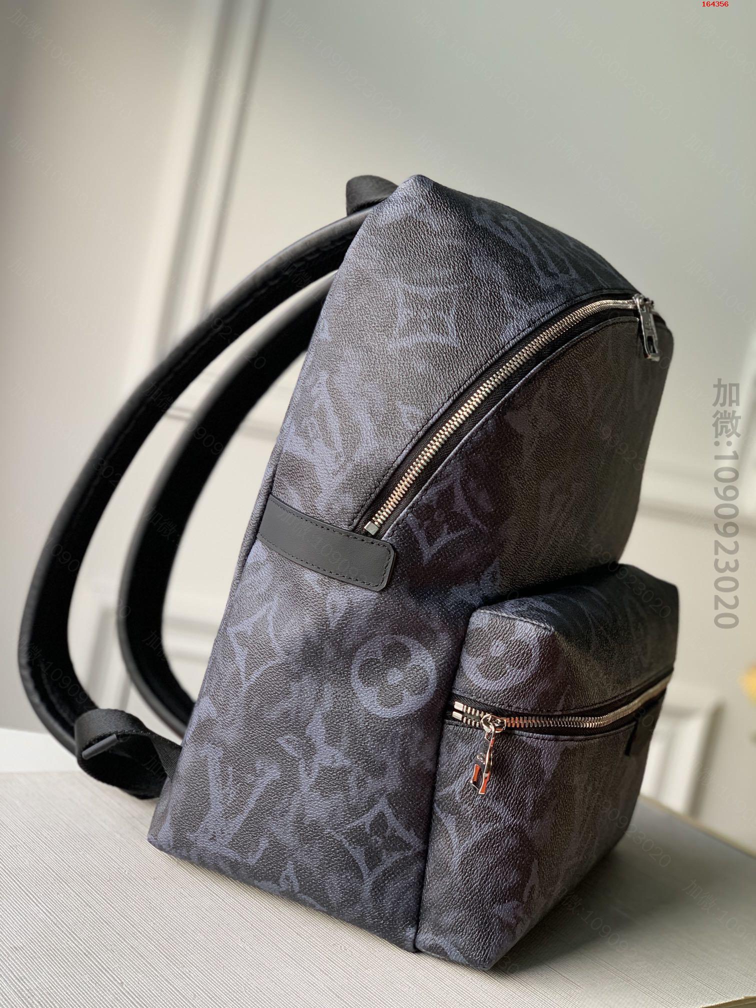 高仿LV双肩包,LV双肩包