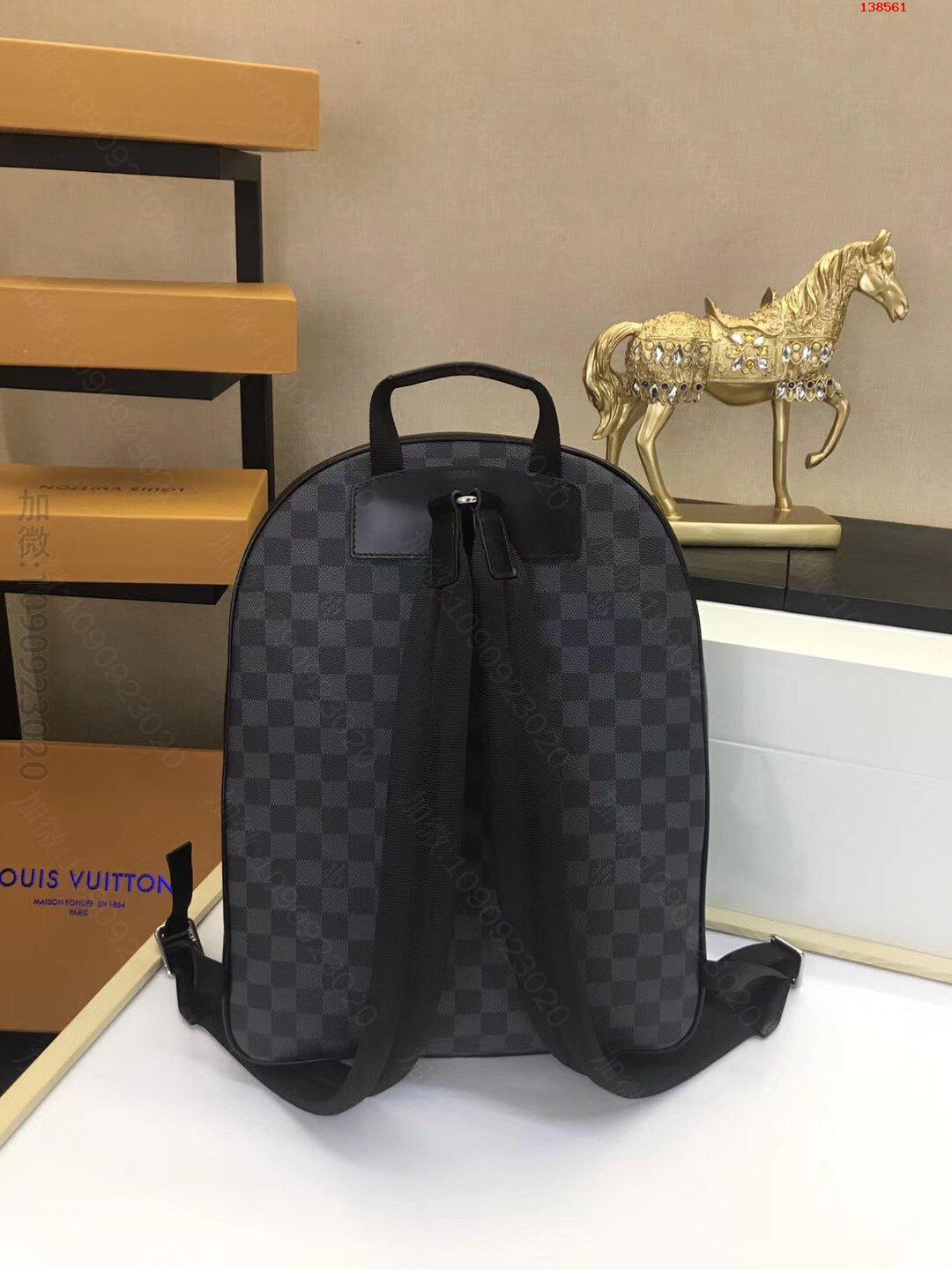 高仿LV双肩包,LV双肩包