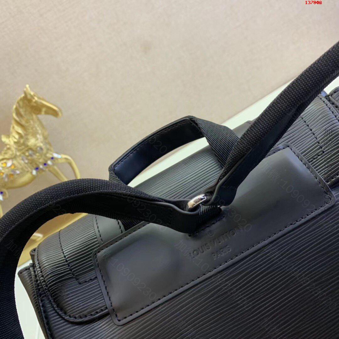 高仿LV双肩包,LV双肩包