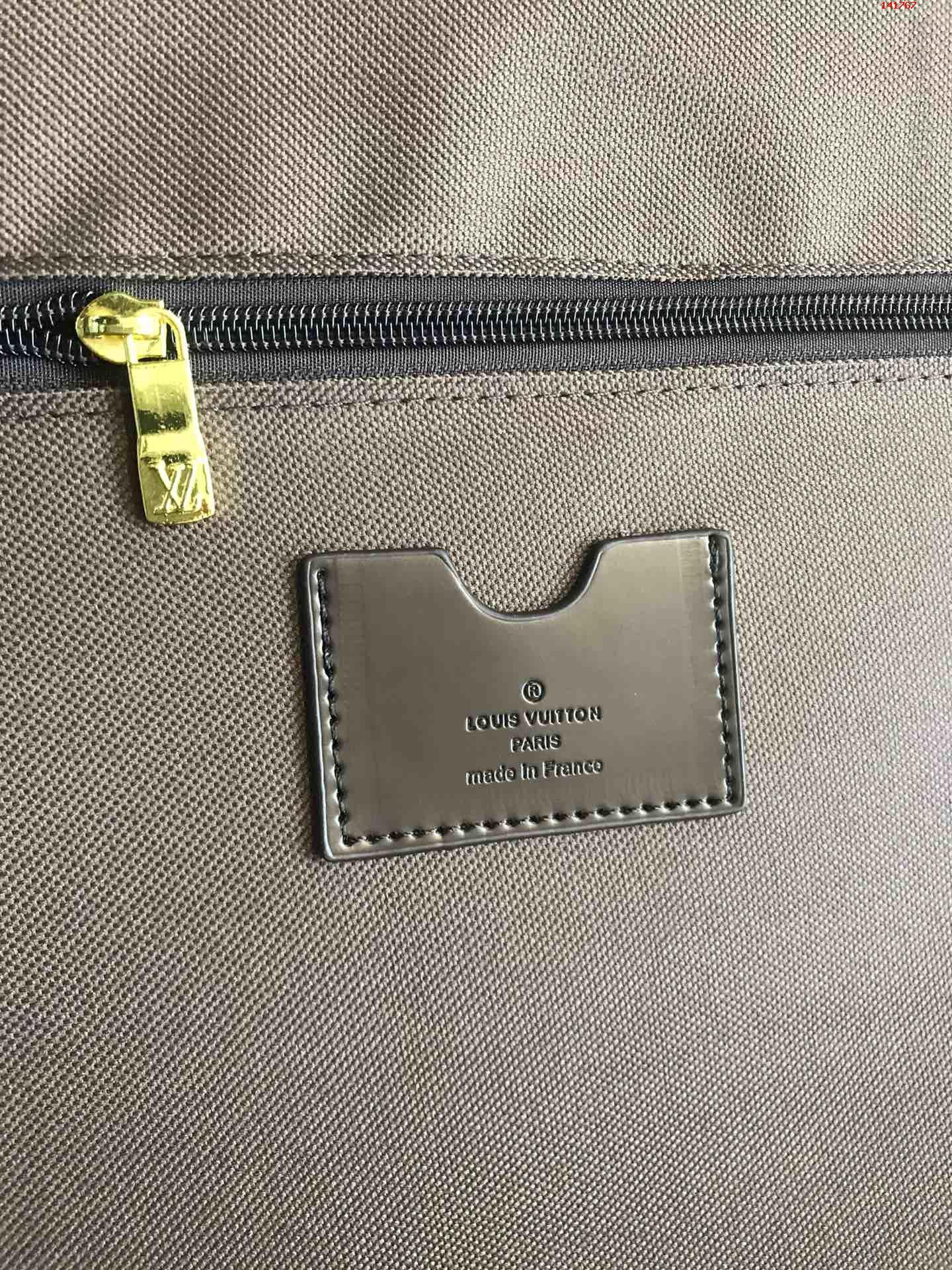  高仿lv旅行箱,lv旅行箱