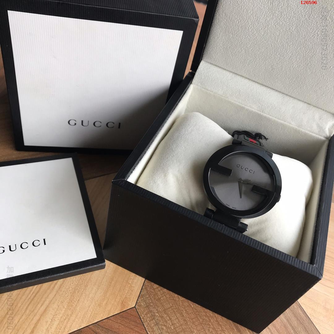 Gucci经典红绿皮带款双G有货，双G两层拉 高仿古驰腕表 精仿古驰手表 原版古驰钟表 A货古驰腕表 原单古驰腕表 