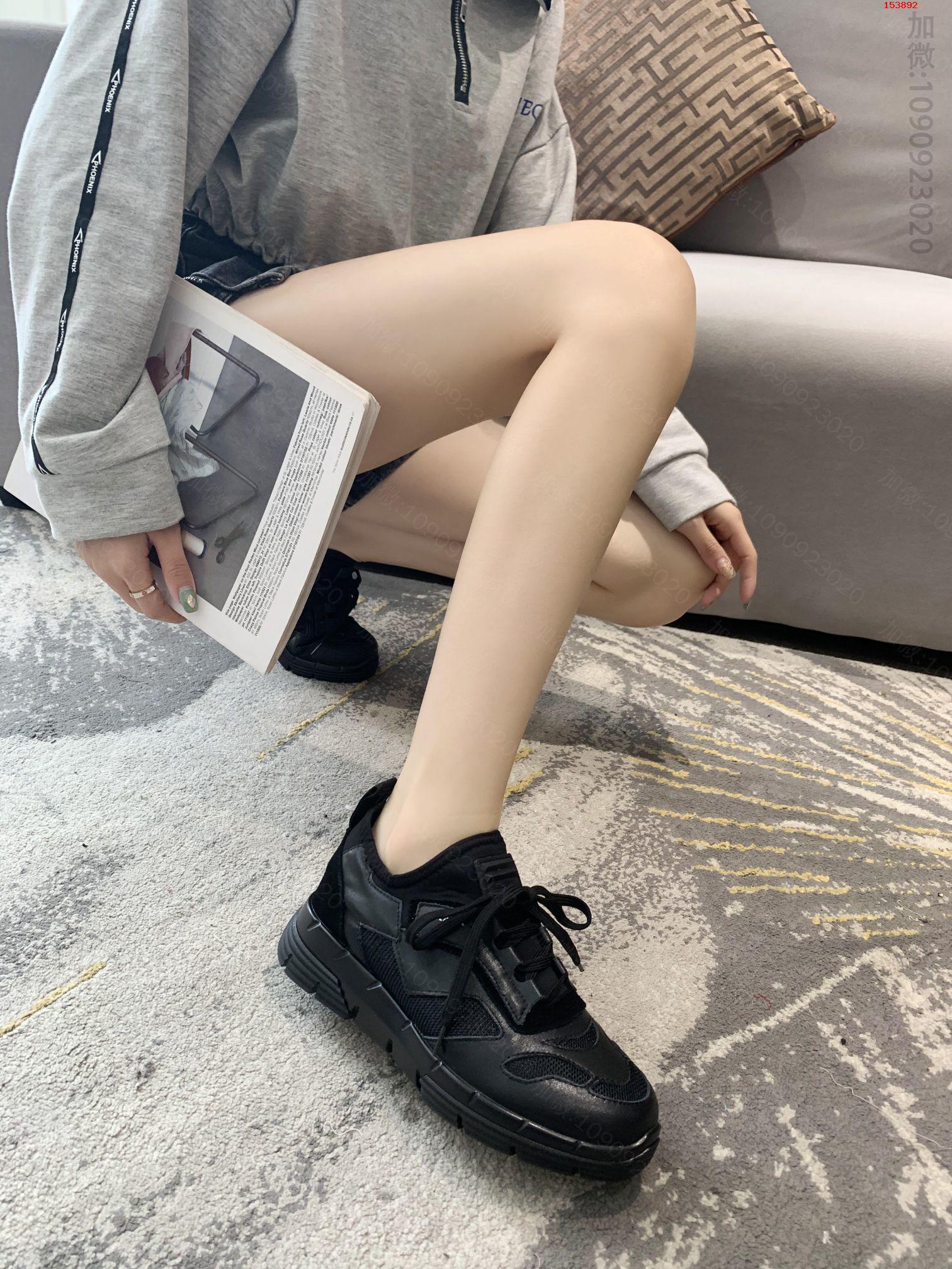 一比一高仿普拉达女鞋_精仿普拉达女鞋_原版普拉达女鞋_A货普拉达女鞋_原单普拉达女鞋