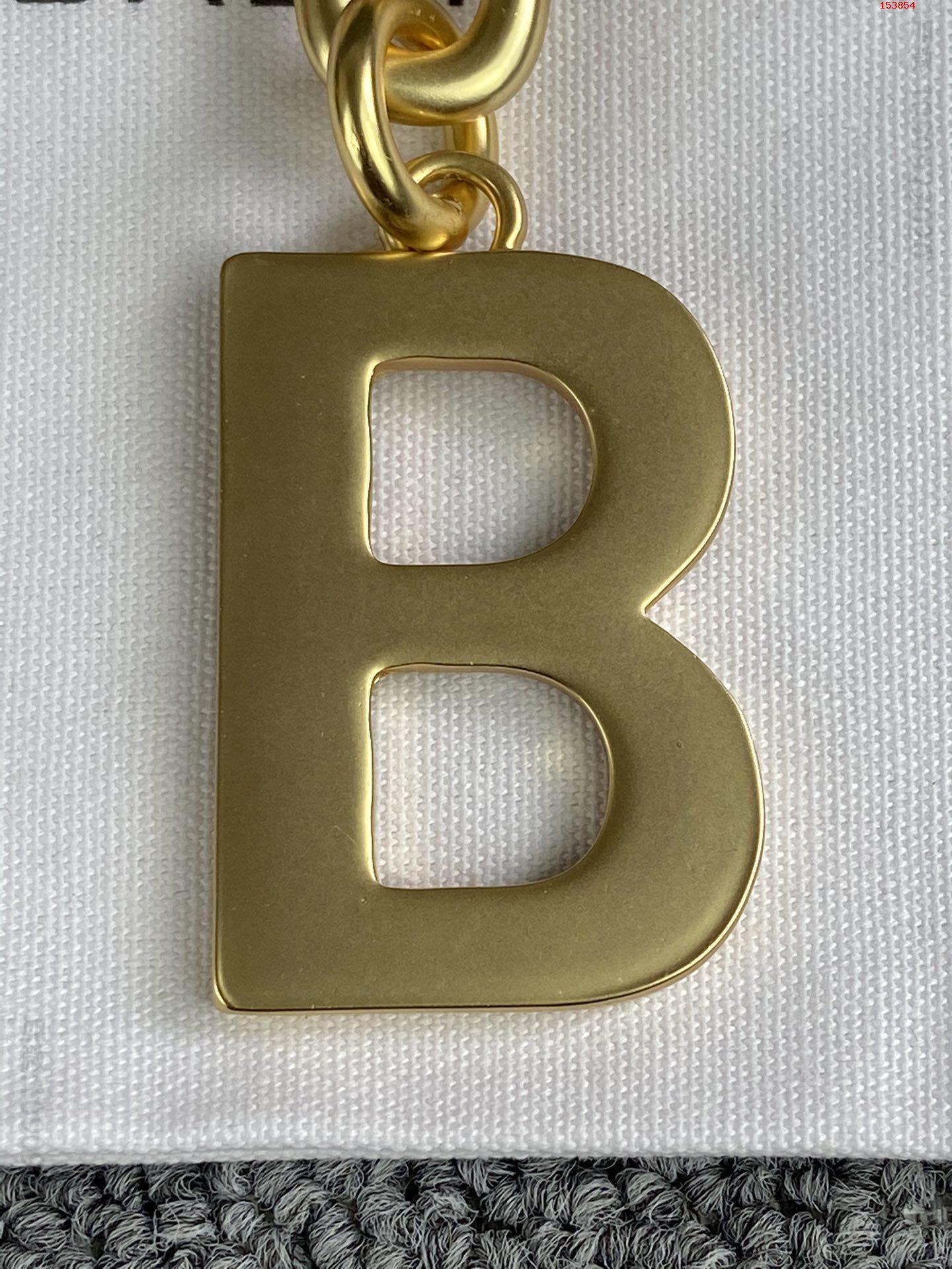 BALENCIAGA复古金属字母 高仿名牌项链 精仿名牌项链 原版名牌项链 A货名牌项链 原单名牌项链 