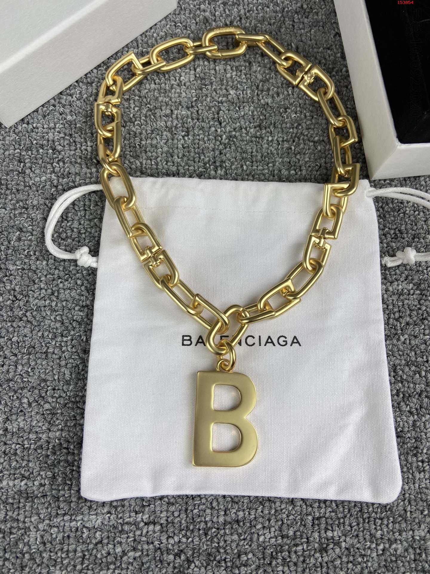 BALENCIAGA复古金属字母 高仿名牌项链 精仿名牌项链 原版名牌项链 A货名牌项链 原单名牌项链 