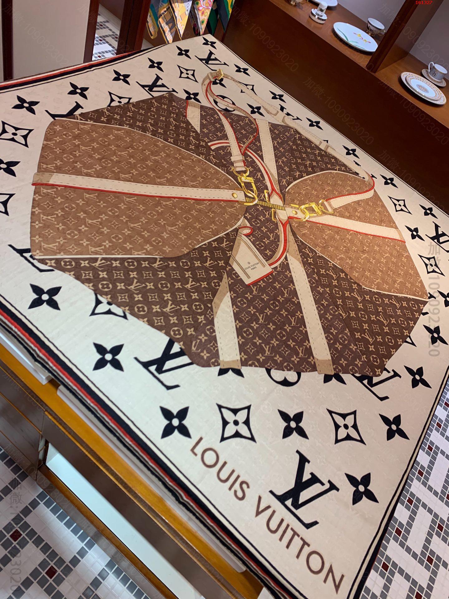 高仿品牌丝巾_精仿品牌丝巾_原版品牌丝巾_A货品牌丝巾_原单品牌丝巾