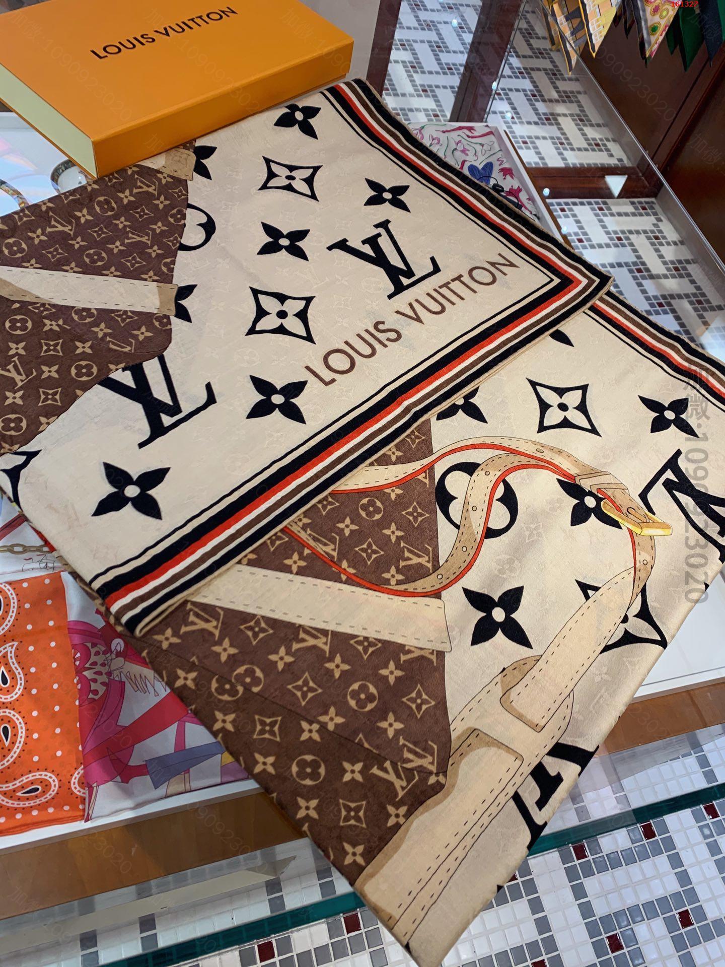 高仿品牌丝巾_精仿品牌丝巾_原版品牌丝巾_A货品牌丝巾_原单品牌丝巾