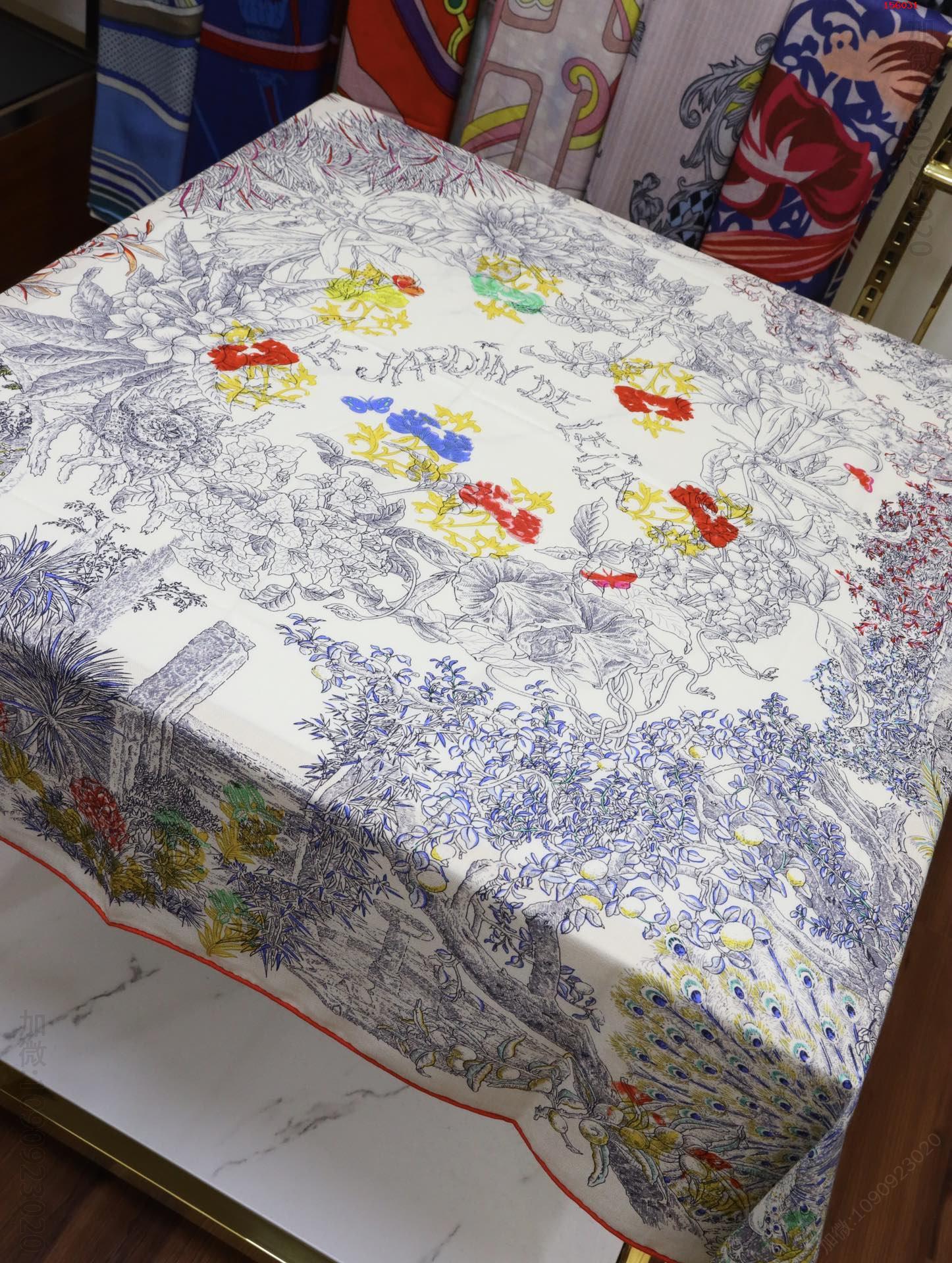 超级重磅hernes重工匠心丝绒披肩专 高仿品牌围巾/丝巾 精仿品牌围巾 原版品牌围巾 A货品牌围巾 原单品牌围巾 