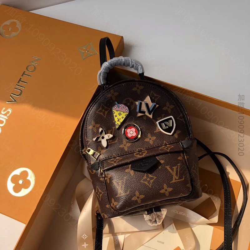 高仿LV双肩包,LV双肩包