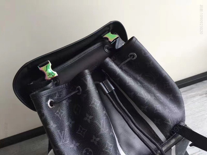 高仿LV双肩包,LV双肩包