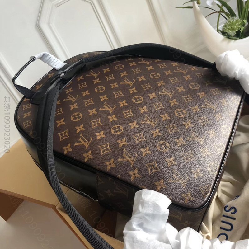 高仿LV双肩包,LV双肩包