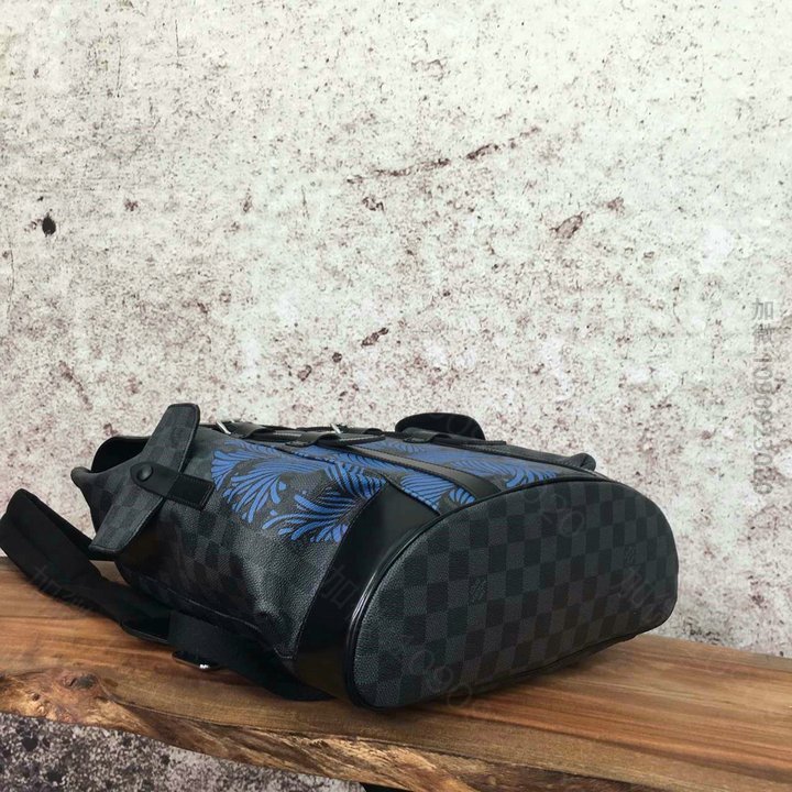 高仿LV双肩包,LV双肩包